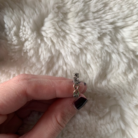 Pandora Infinity Band Ring in Sterling Silver/Gold- Size 4.5 - Picture 3 of 4